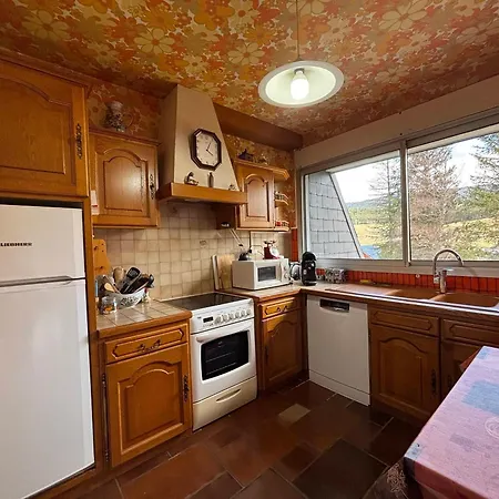 Maison De Caractere Dans Le Vercors, 7 Pers, 4 Ch, Wifi Et Grand Jardin - Fr-1-737-96 *